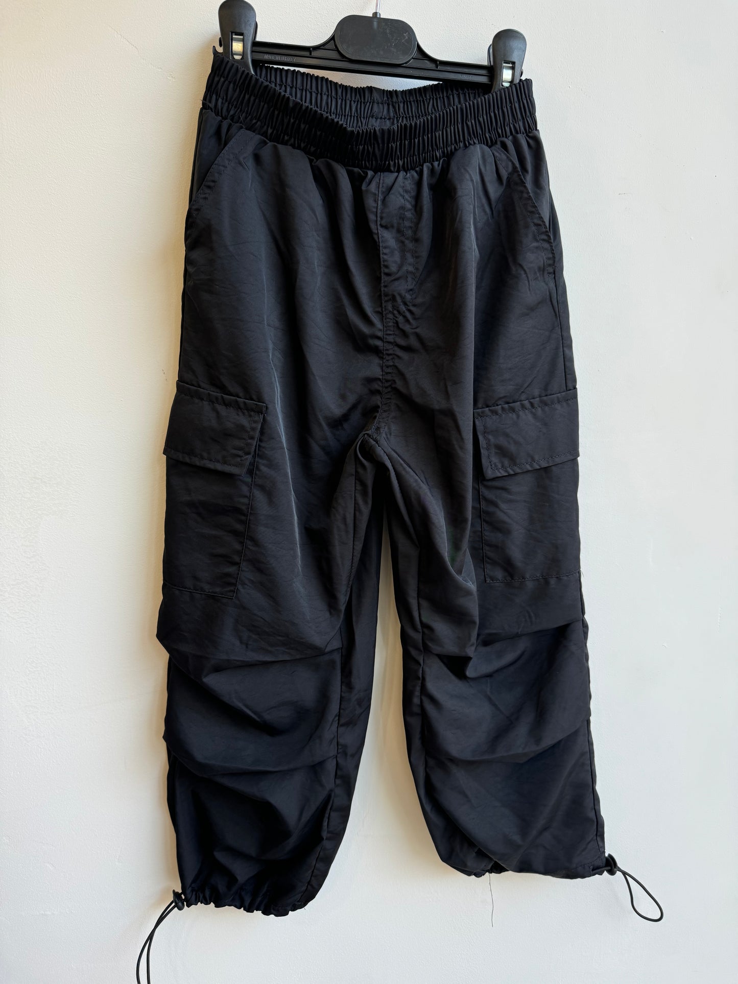Pantaloni cargo